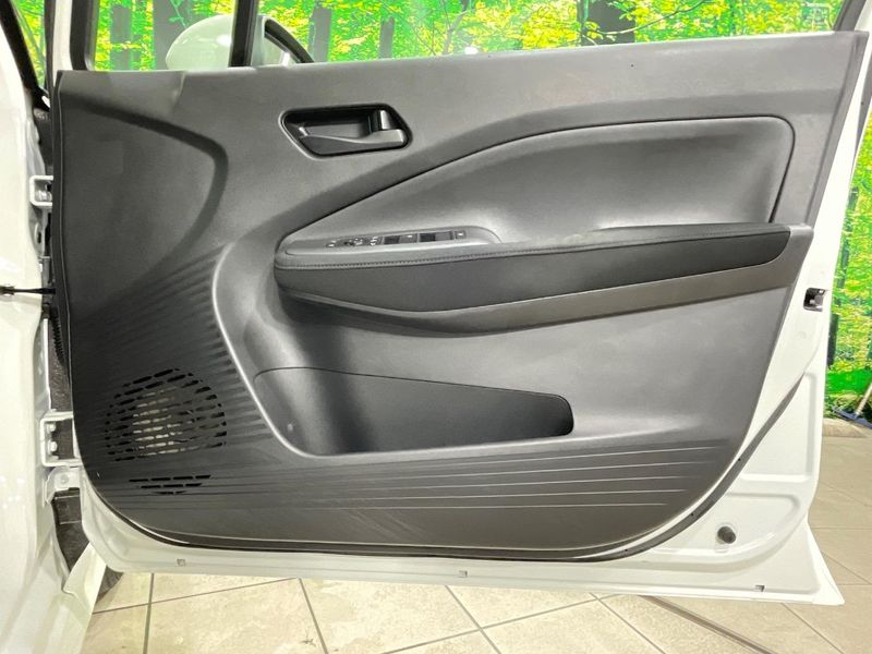 2021 Nissan Note 6AA-E13 (UW-6a9a35fcc9748)[23]