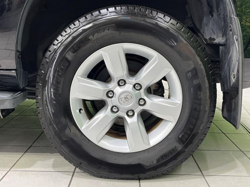 2015 Toyota Land Cruiser Prado LDA-GDJ150W (UW-6a9a36207a5e4)[11]