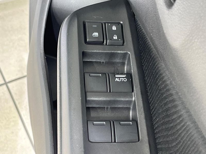 2016 Honda Grace DAA-GM5 (UW-6a9a363ece172)[12]