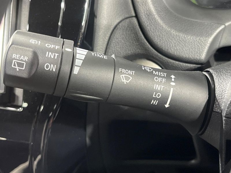 2019 Nissan Note DAA-HE12 (UW-6a9a3673204ce)[14]