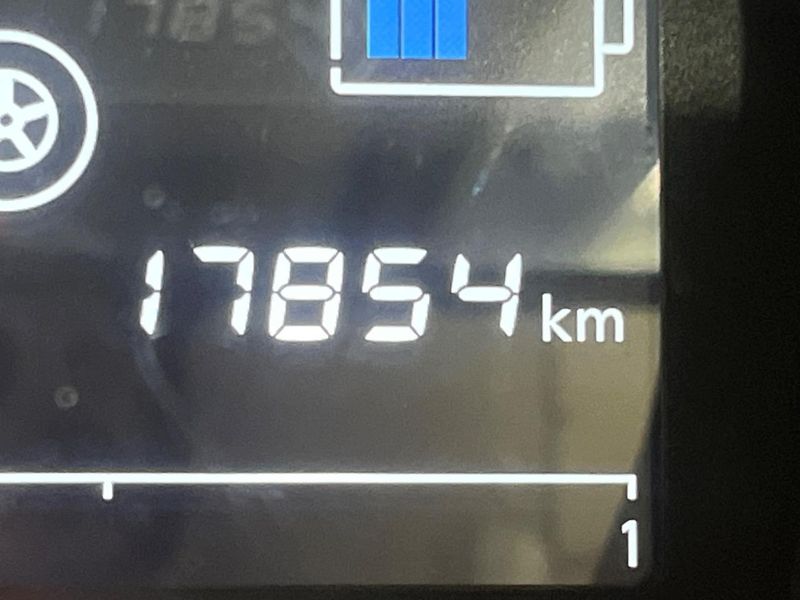 2019 Nissan Note DAA-HE12 (UW-6a9a3673204ce)[2]
