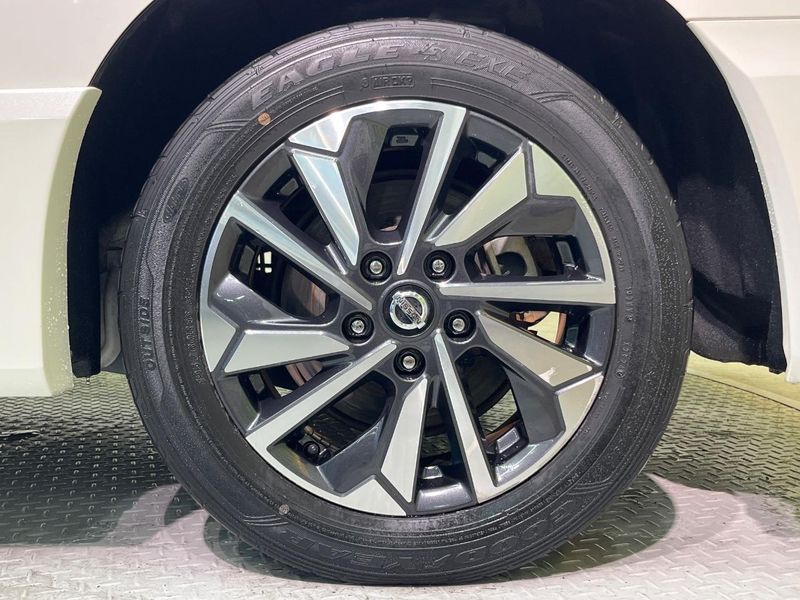 2019 Nissan Serena DAA-HFC27 (UW-6a9a3685eca0d)[14]