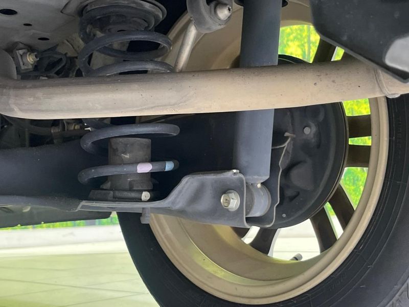 2015 Honda N-BOX CUSTOM DBA-JF1 (UW-6a9a36af70028)[25]