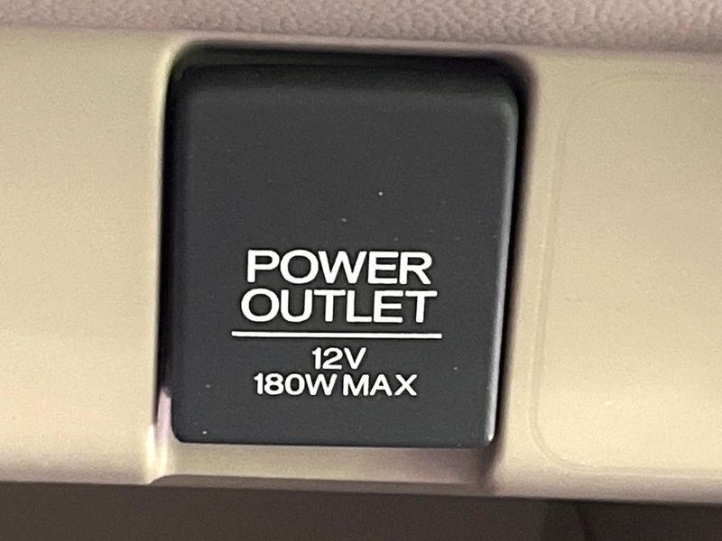2015 Honda N-BOX DBA-JF1 (UW-6a9a36b00b85c)[27]