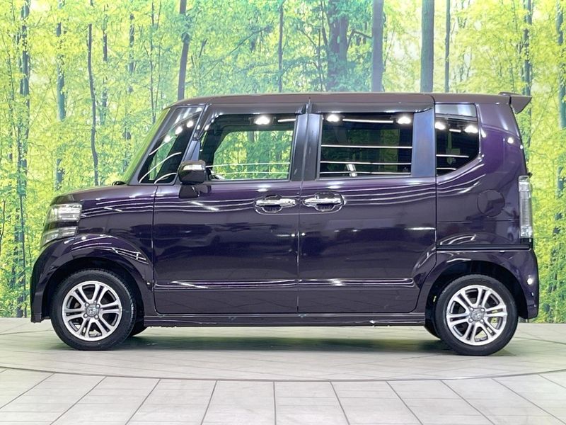 2017 Honda N-BOX CUSTOM DBA-JF1 (UW-6a9a36b5871b0)[11]