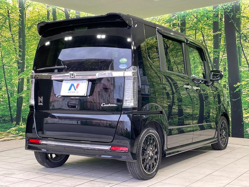 2016 Honda N-BOX CUSTOM DBA-JF1 (UW-6a9a36b8964c8)[8]