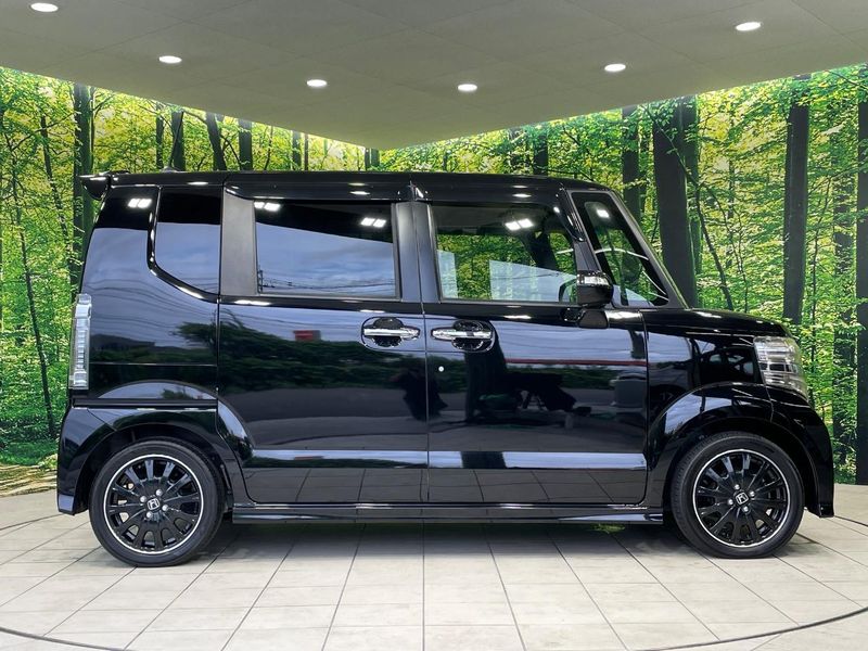 2016 Honda N-BOX CUSTOM DBA-JF1 (UW-6a9a36b8964c8)[7]