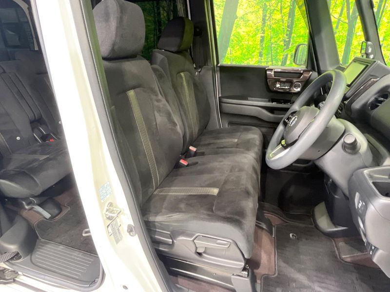 2020 Honda N-BOX CUSTOM 6BA-JF3 (UW-6a9a36c73e91e)[20]