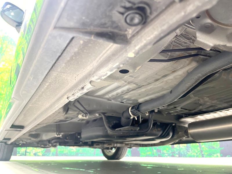 2022 Honda N-BOX CUSTOM 6BA-JF3 (UW-6a9a36d1eec9c)[25]