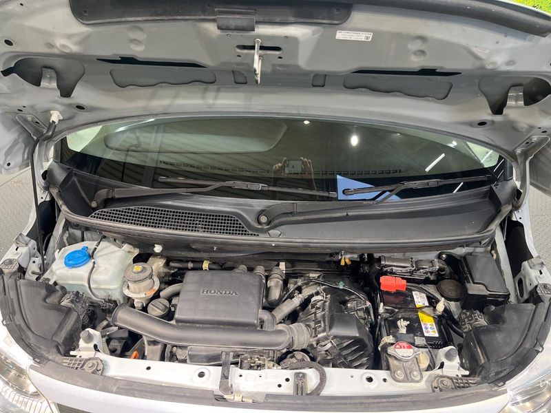2021 Honda N-BOX 6BA-JF3 (UW-6a9a36d3eaf8f)[4]