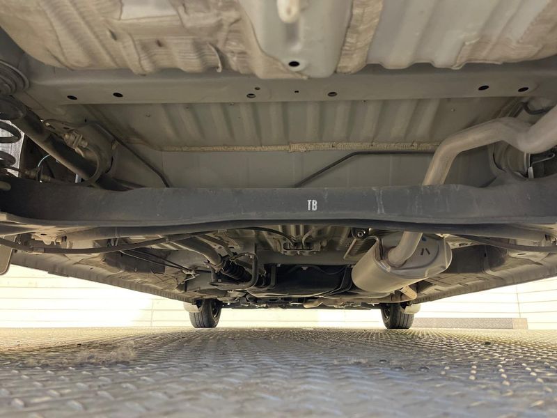 2021 Honda N-BOX 6BA-JF3 (UW-6a9a36d3eaf8f)[23]