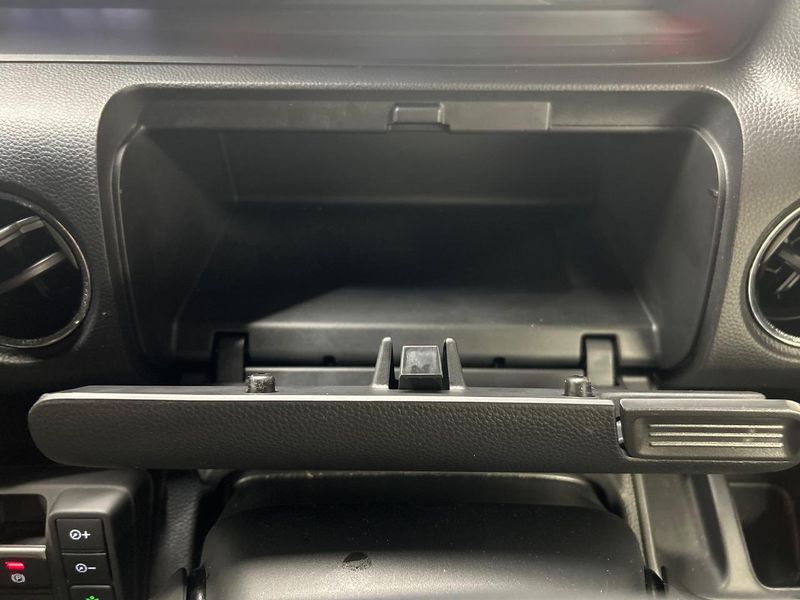 2022 Honda N-BOX CUSTOM 6BA-JF3 (UW-6a9a36dca4bd6)[5]