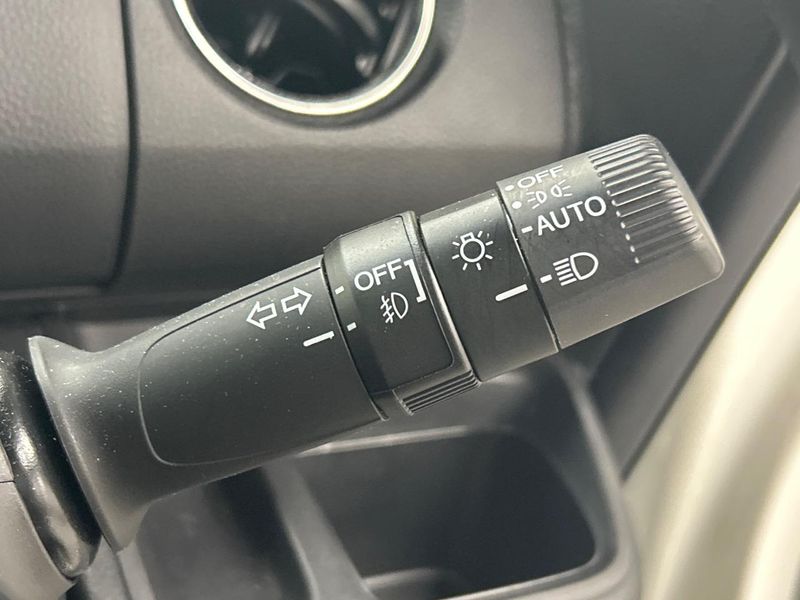 2022 Honda N-BOX CUSTOM 6BA-JF3 (UW-6a9a36dca4bd6)[17]