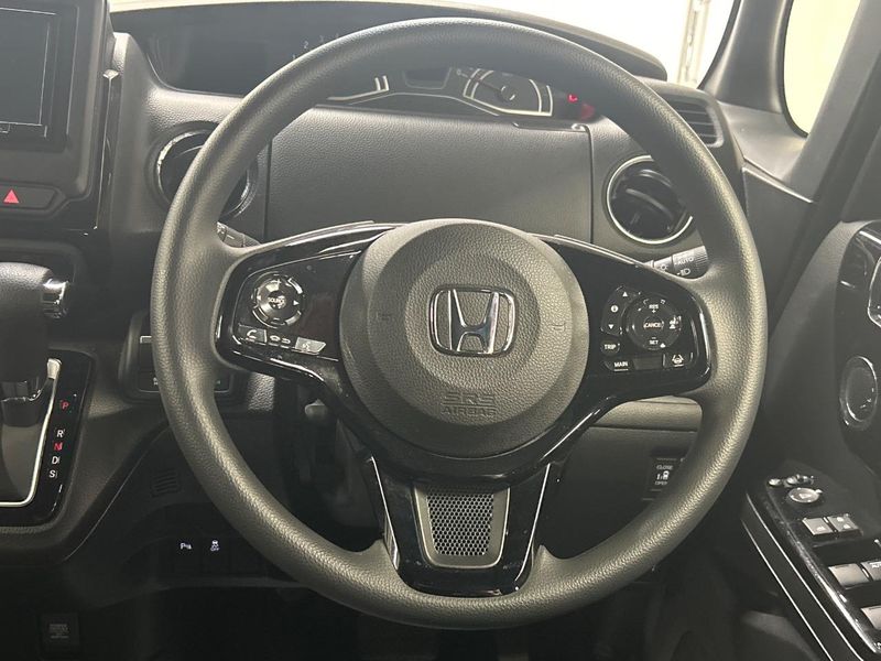 2022 Honda N-BOX CUSTOM 6BA-JF3 (UW-6a9a36dca4bd6)[26]