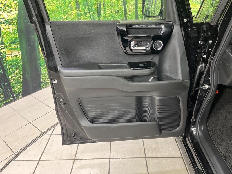 2022 Honda N-BOX CUSTOM 6BA-JF3 (UW-6a9a36ddad1c5)[27]