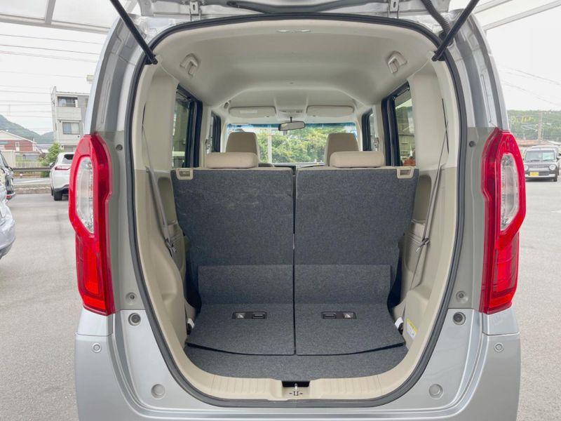 2017 Honda N-BOX DBA-JF4 (UW-6a9a36e2baefd)[17]