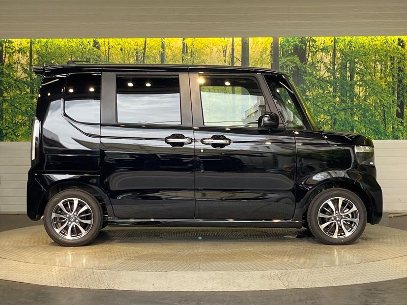 2026 Honda N-BOX CUSTOM 6BA-JF5 (UW-6a9a36f1d777e)[22]