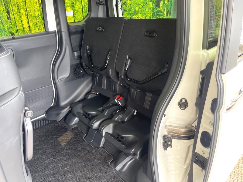 2023 Honda N-BOX CUSTOM 6BA-JF5 (UW-6a9a36f39faf1)[24]