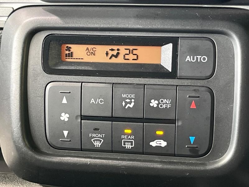 2018 Honda N-VAN Style HBD-JJ1 (UW-6a9a370b73d74)[13]