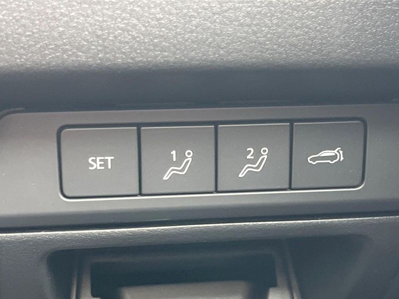 2024 Mazda CX-80 3DA-KL3P (UW-6a9a37289b12c)[14]