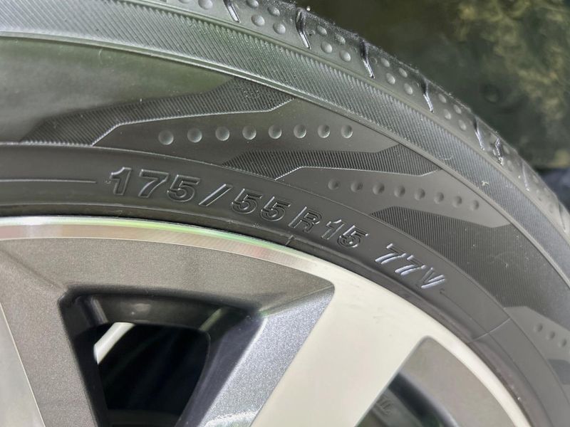 2017 Daihatsu Toll DBA-M900S (UW-6a9a3792d70e5)[15]