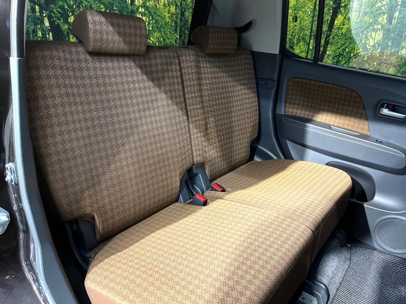 2012 Nissan Moco DBA-MG33S (UW-6a9a37ab79a95)[26]