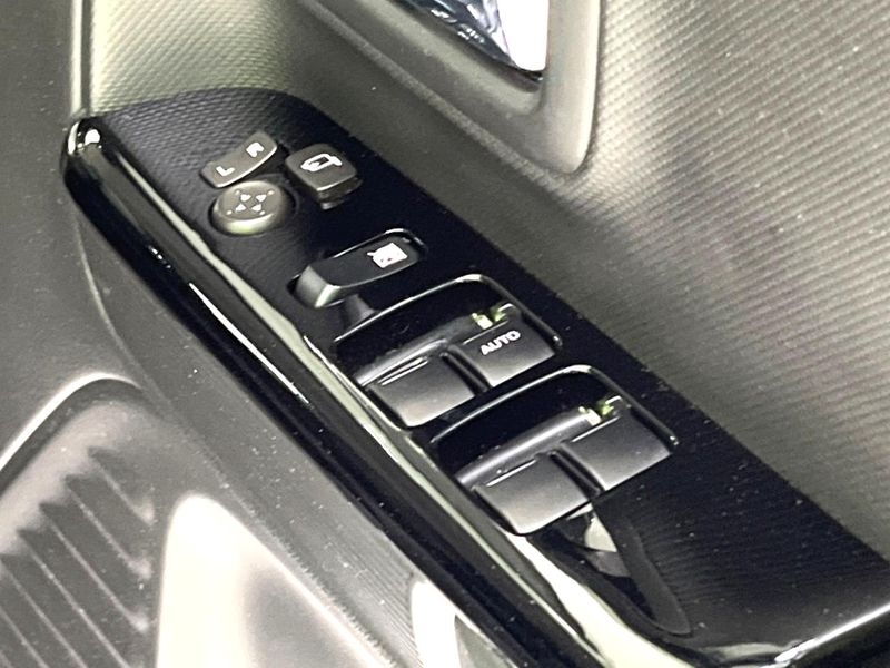 2020 Suzuki Spacia Custom DAA-MK53S (UW-6a9a37cca2232)[18]