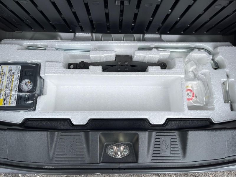 2021 Suzuki Spacia Gear 5AA-MK53S (UW-6a9a37ce35429)[24]