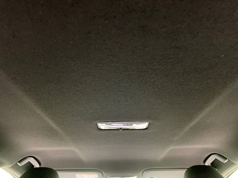 2021 Toyota Yaris 6AA-MXPH10 (UW-6a9a381d7bb82)[25]