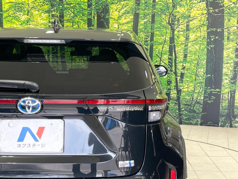 2021 Toyota Yaris Cross 6AA-MXPJ10 (UW-6a9a382110dfd)[15]