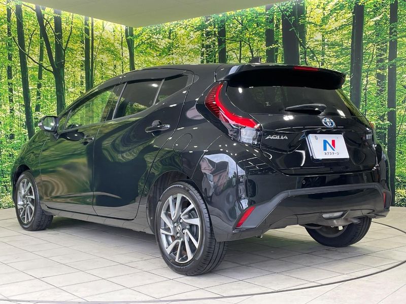 2021 Toyota Aqua 6AA-MXPK11 (UW-6a9a382f5703a)[10]