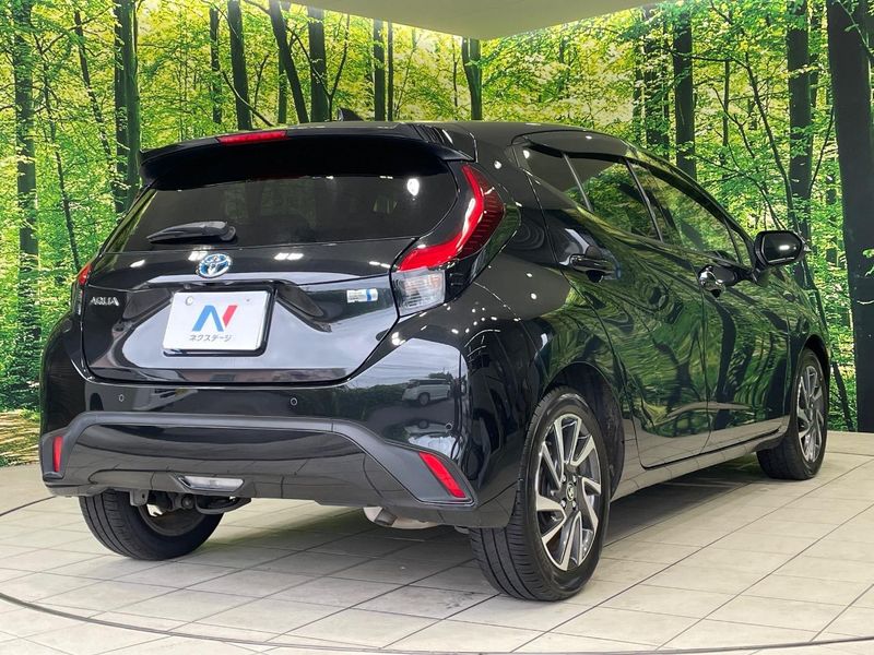 2021 Toyota Aqua 6AA-MXPK11 (UW-6a9a382f5703a)[8]