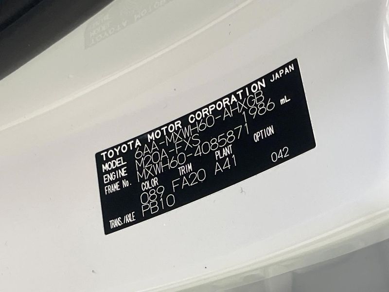 2024 Toyota Prius 6AA-MXWH60 (UW-6a9a385509bf0)[1]
