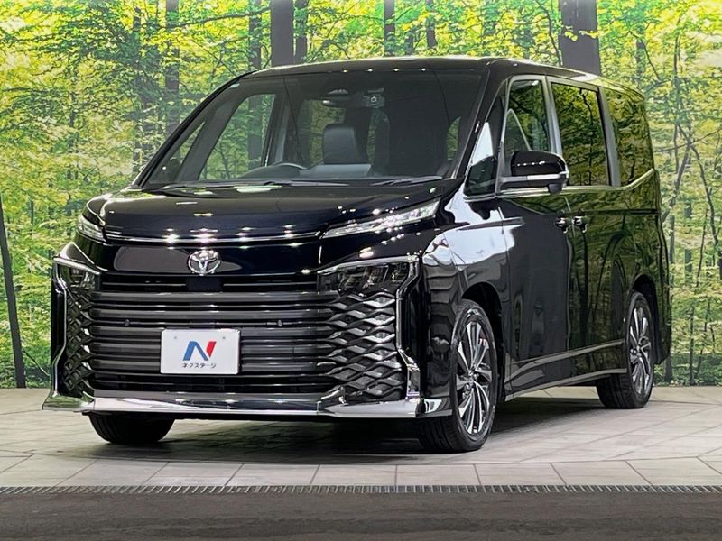 2023 Toyota Voxy 6BA-MZRA90W (UW-6a9a385e3d768)[5]