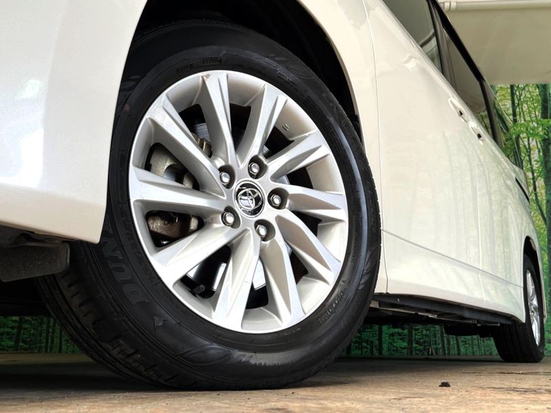2023 Toyota Noah 6BA-MZRA90W (UW-6a9a3860304e1)[4]