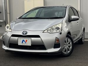 2013 Toyota Aqua DAA-NHP10