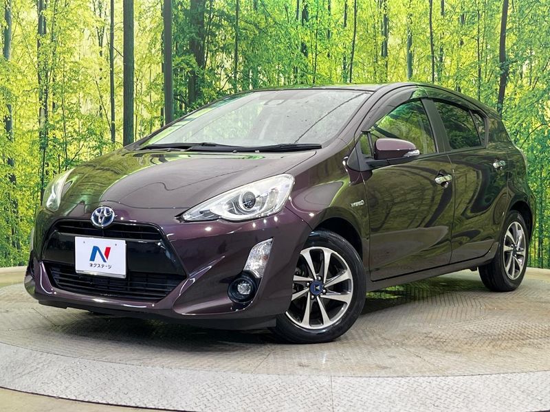 2017 Toyota Aqua DAA-NHP10 (UW-6a9a387d2a81d)[0]
