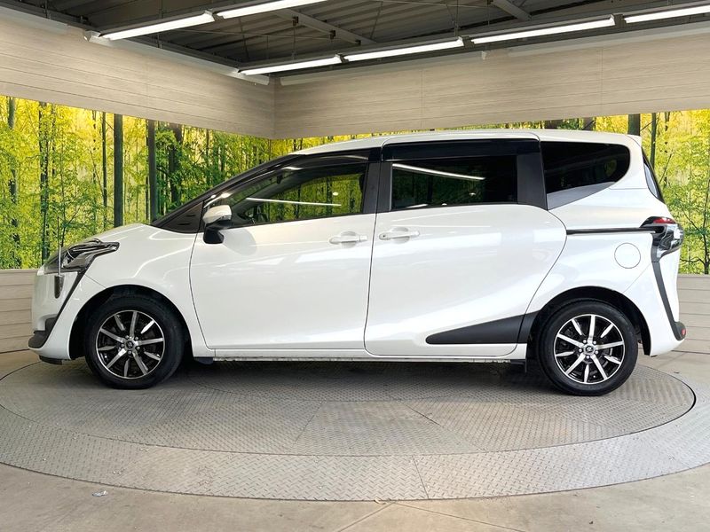 2015 Toyota Sienta DBA-NSP170G (UW-6a9a388ae41c6)[12]