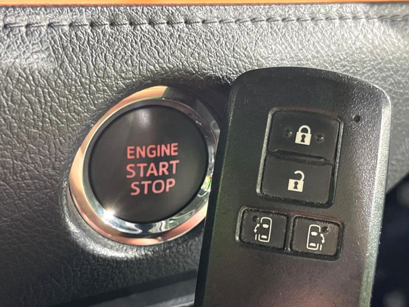 2018 Toyota Sienta DBA-NSP170G (UW-6a9a388d50705)[13]