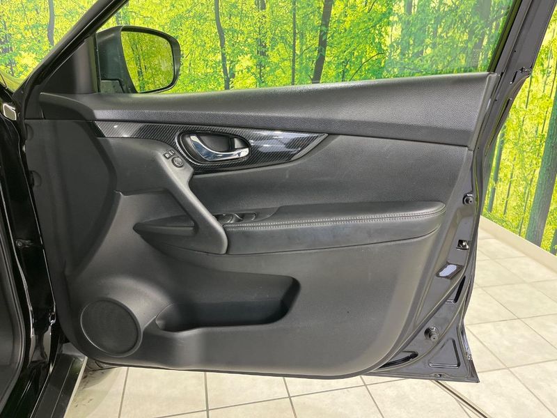 2017 Nissan X-Trail DBA-NT32 (UW-6a9a38939403e)[27]