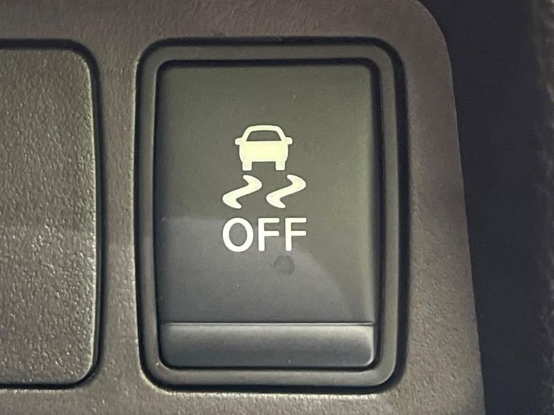 2019 Nissan X-Trail DBA-NT32 (UW-6a9a3895b1b13)[13]