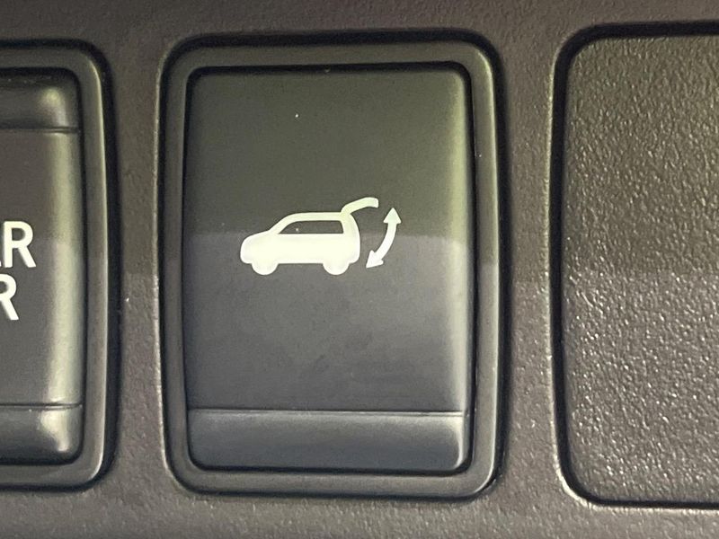 2019 Nissan X-Trail DBA-NT32 (UW-6a9a3895b1b13)[12]