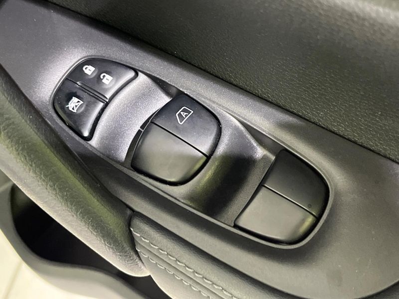 2019 Nissan X-Trail DBA-NT32 (UW-6a9a3895b1b13)[9]