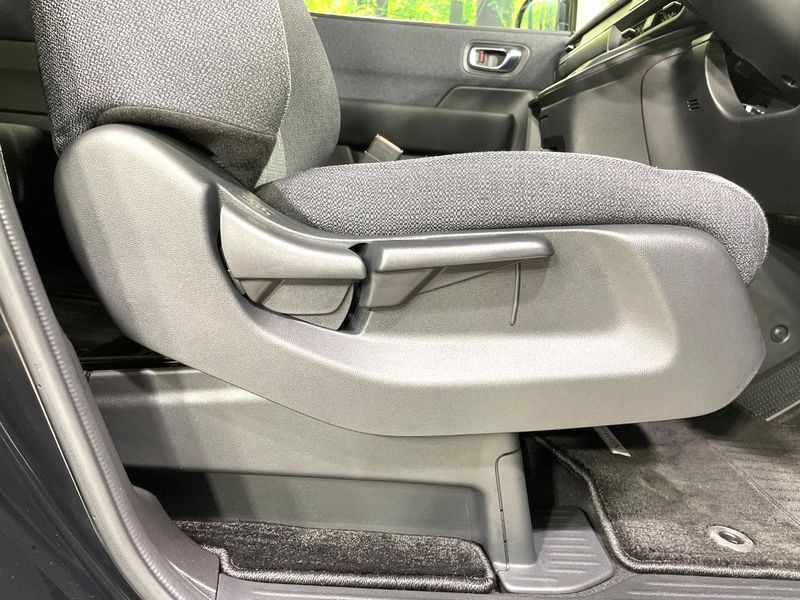 2024 Honda Step Wagon 6AA-RP8 (UW-6a9a38a86e7e7)[26]