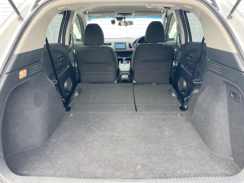 2014 Honda Vezel DAA-RU3 (UW-6a9a38abbbab9)[7]