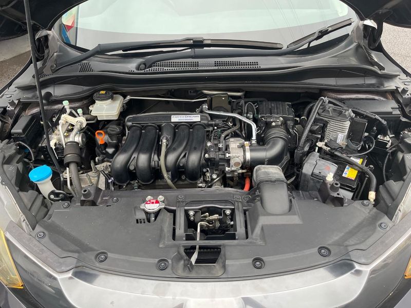 2015 Honda Vezel DAA-RU3 (UW-6a9a38ace2638)[27]