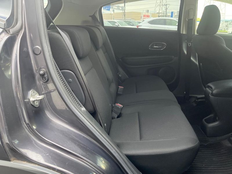 2015 Honda Vezel DAA-RU3 (UW-6a9a38ace2638)[18]