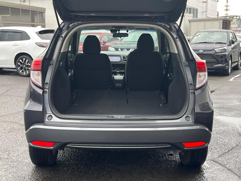 2015 Honda Vezel DAA-RU3 (UW-6a9a38ace2638)[26]