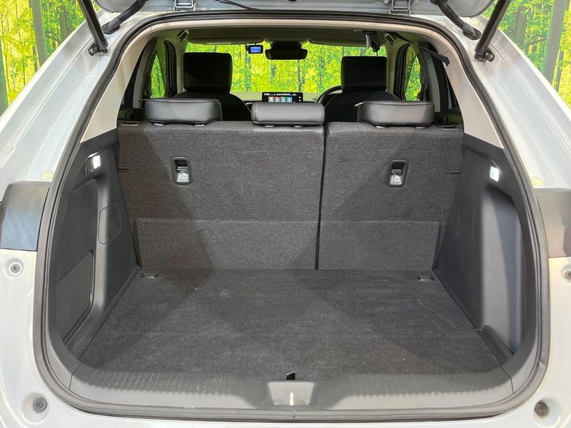 2021 Honda Vezel 6AA-RV5 (UW-6a9a38b49edd8)[13]