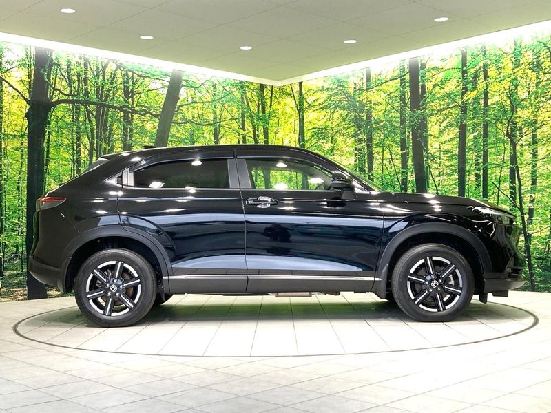 2022 Honda Vezel 6AA-RV5 (UW-6a9a38b7935c9)[26]
